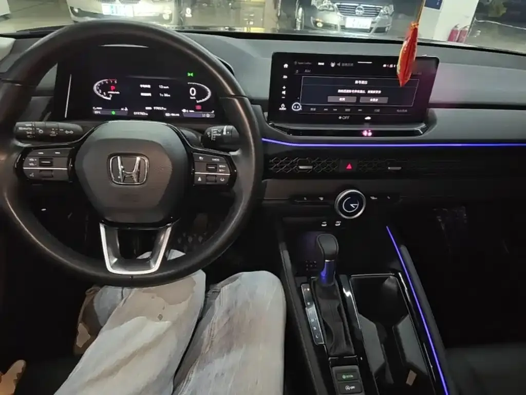 Honda Accord — фото 5