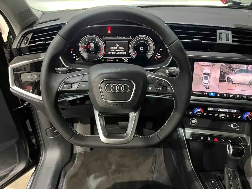 Audi Q3 — фото 10
