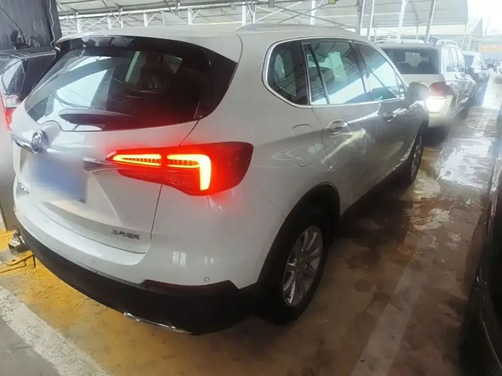 Buick Envision Plus — фото 10
