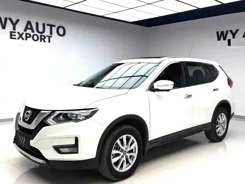 Nissan X-Trail — фото 1