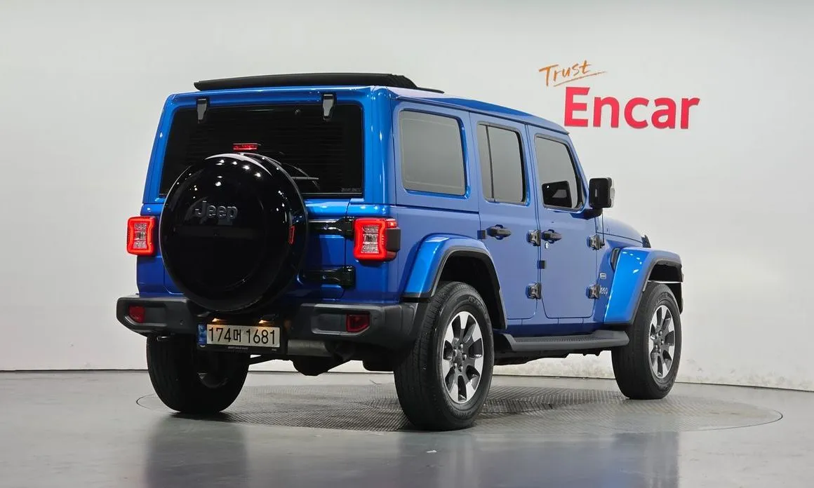 Jeep Wrangler — фото 5