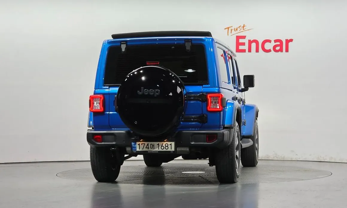 Jeep Wrangler — фото 4