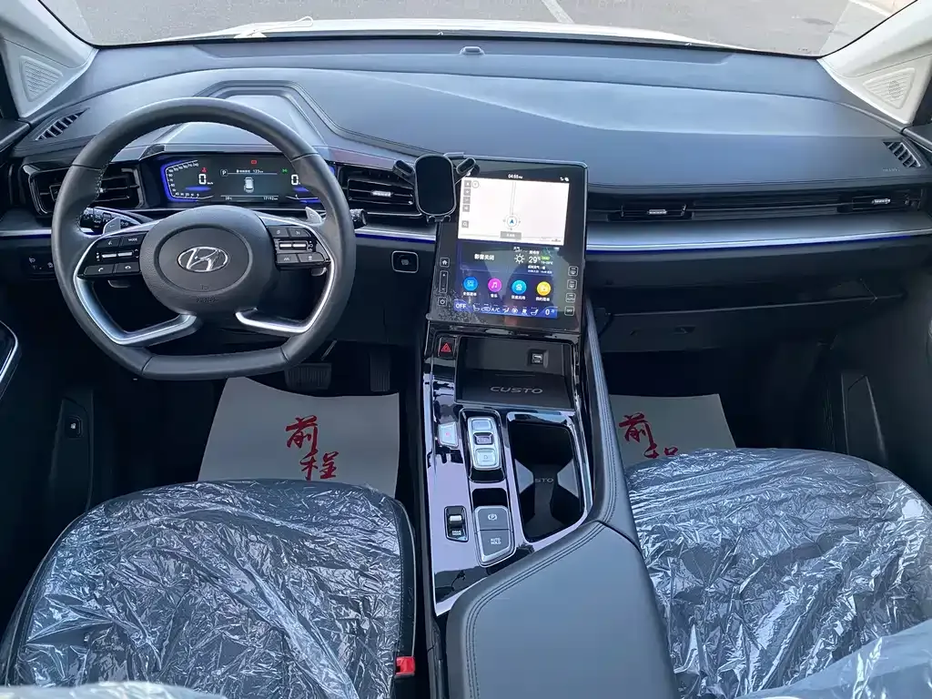 Hyundai Custo — фото 2