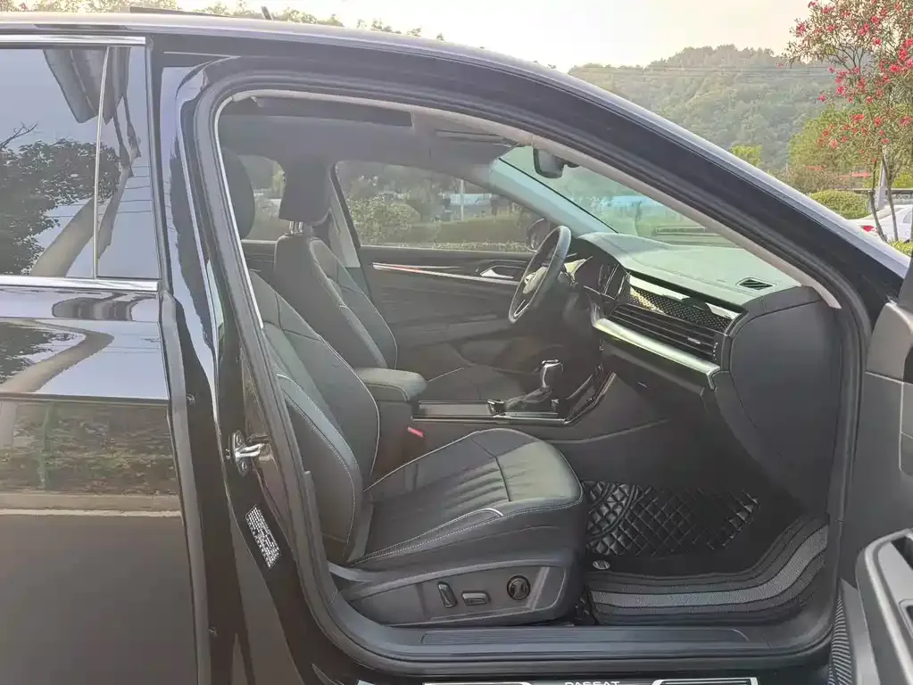 Volkswagen Passat — фото 2