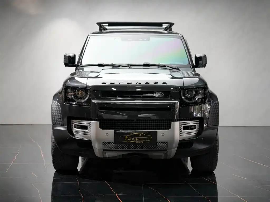 Land Rover Defender — фото 1
