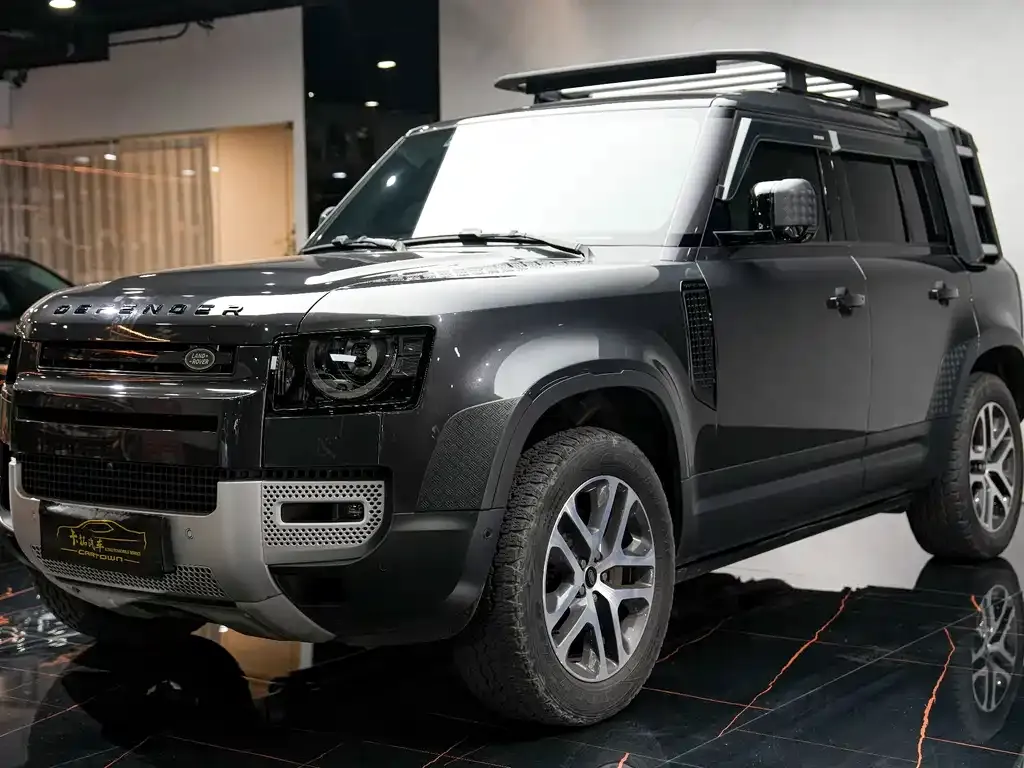 Land Rover Defender — фото 10
