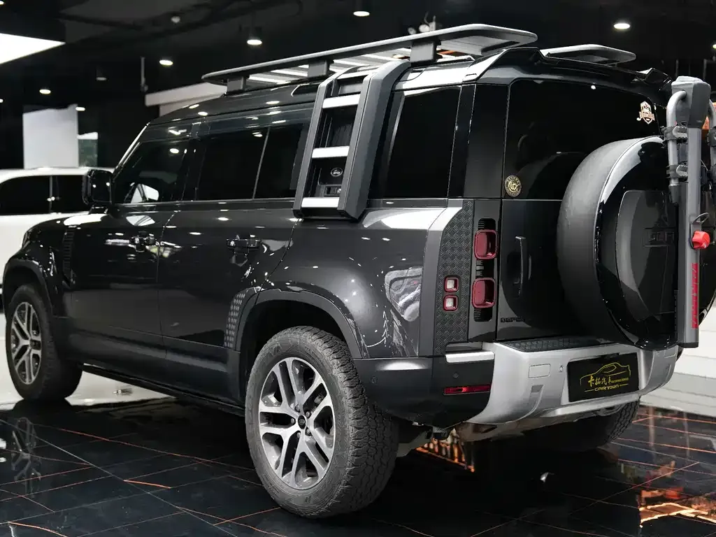Land Rover Defender — фото 3