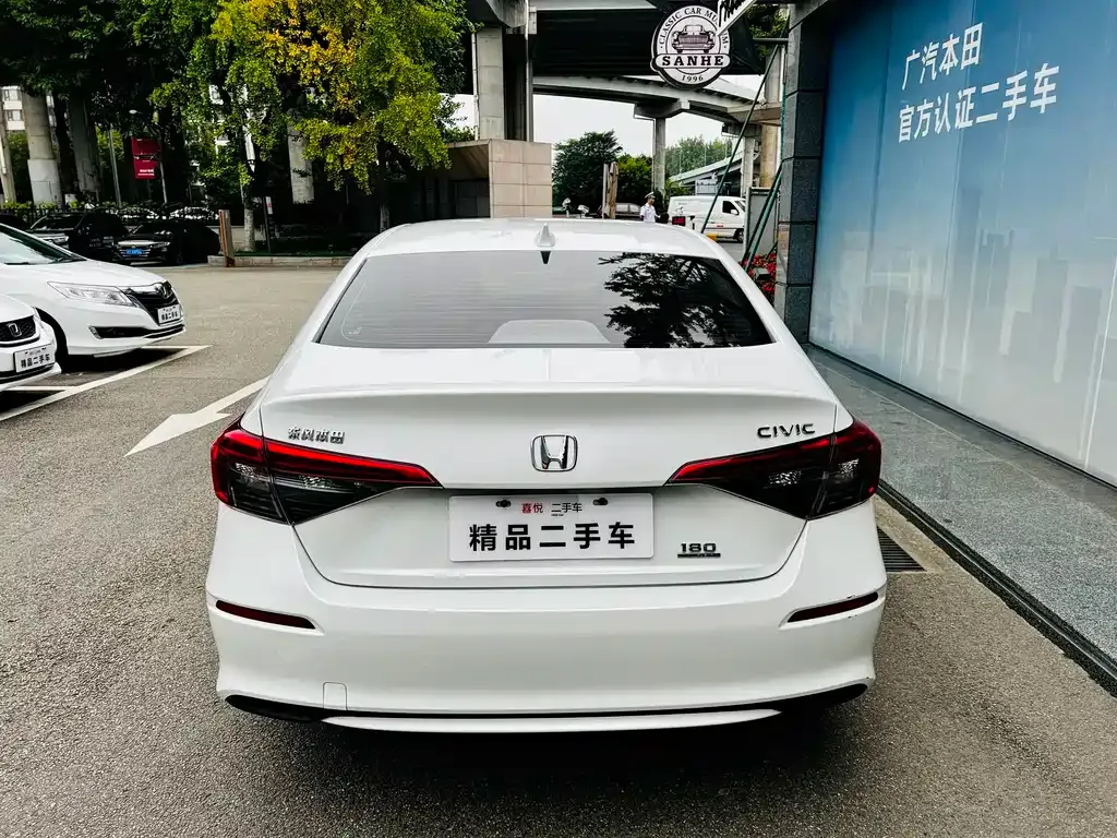 Honda Civic — фото 6
