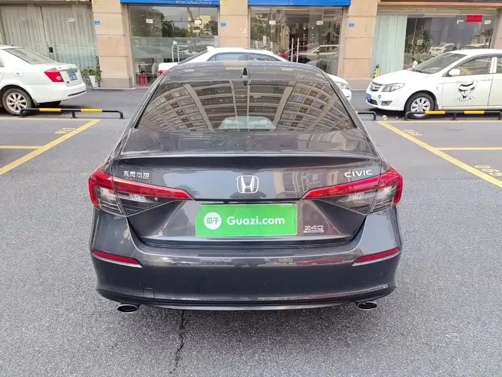 Honda Civic — фото 8