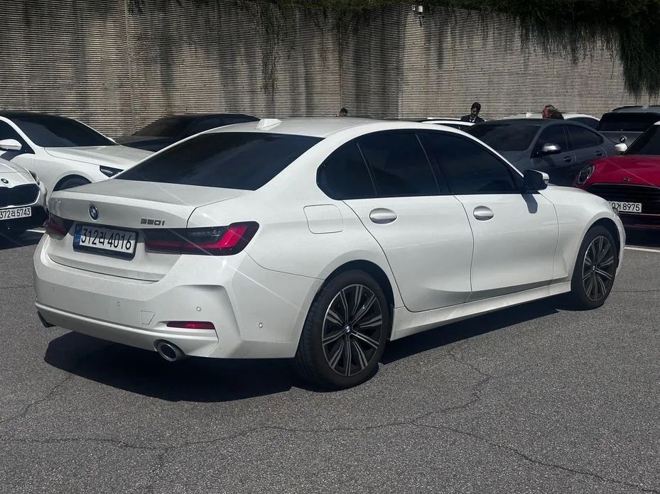 BMW 3-Series — фото 10