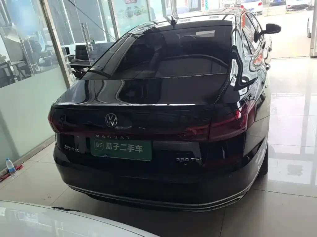 Volkswagen Passat — фото 9