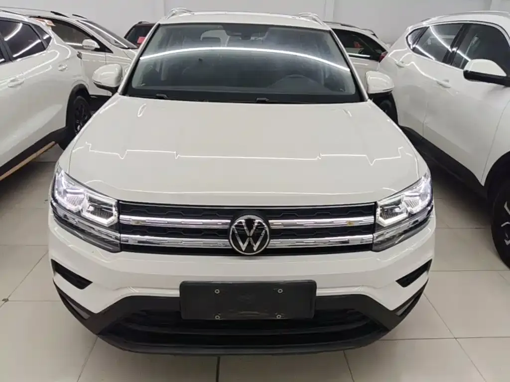 Volkswagen Tharu — фото 3