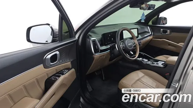 Kia Sorento — фото 7