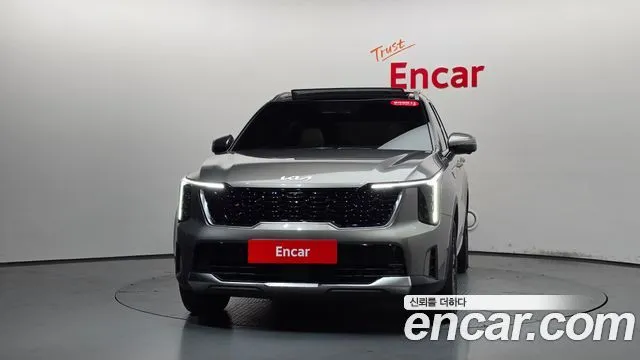 Kia Sorento — фото 10
