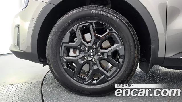 Kia Sorento — фото 9