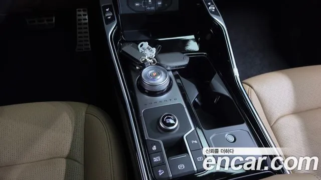 Kia Sorento — фото 5
