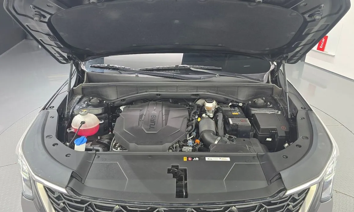 Kia Sorento — фото 9