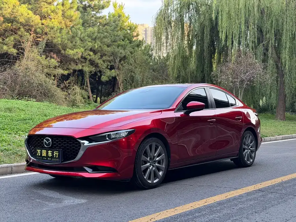 Mazda 3 Axela — фото 1