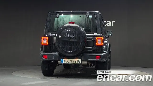 Jeep Wrangler — фото 4