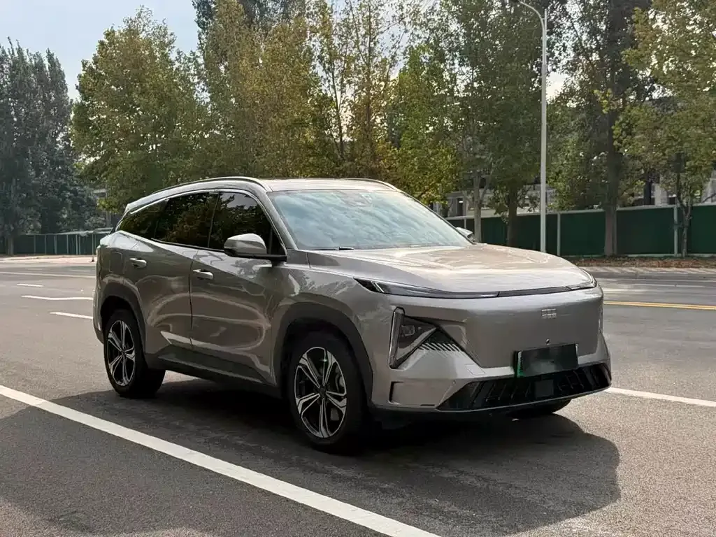 Geely Galaxy L7 — фото 1
