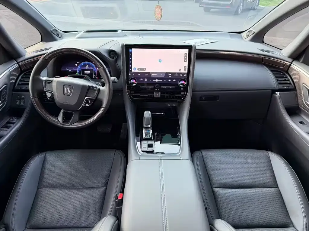 Toyota Vellfire — фото 4