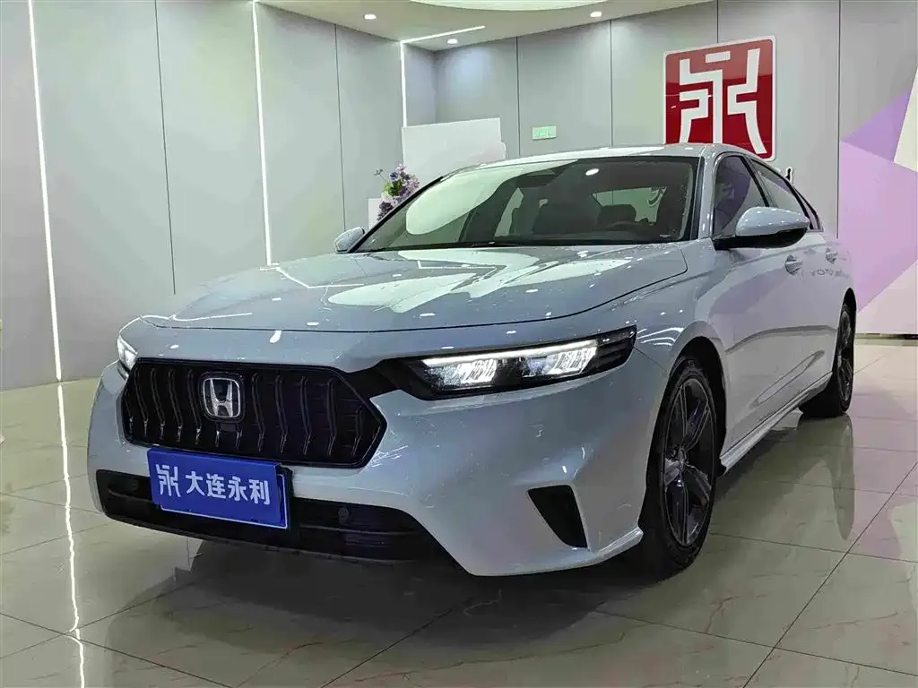 Honda Inspire — фото 1