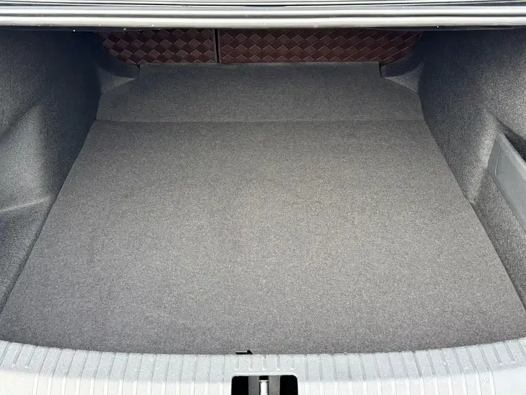 Volkswagen Passat — фото 4