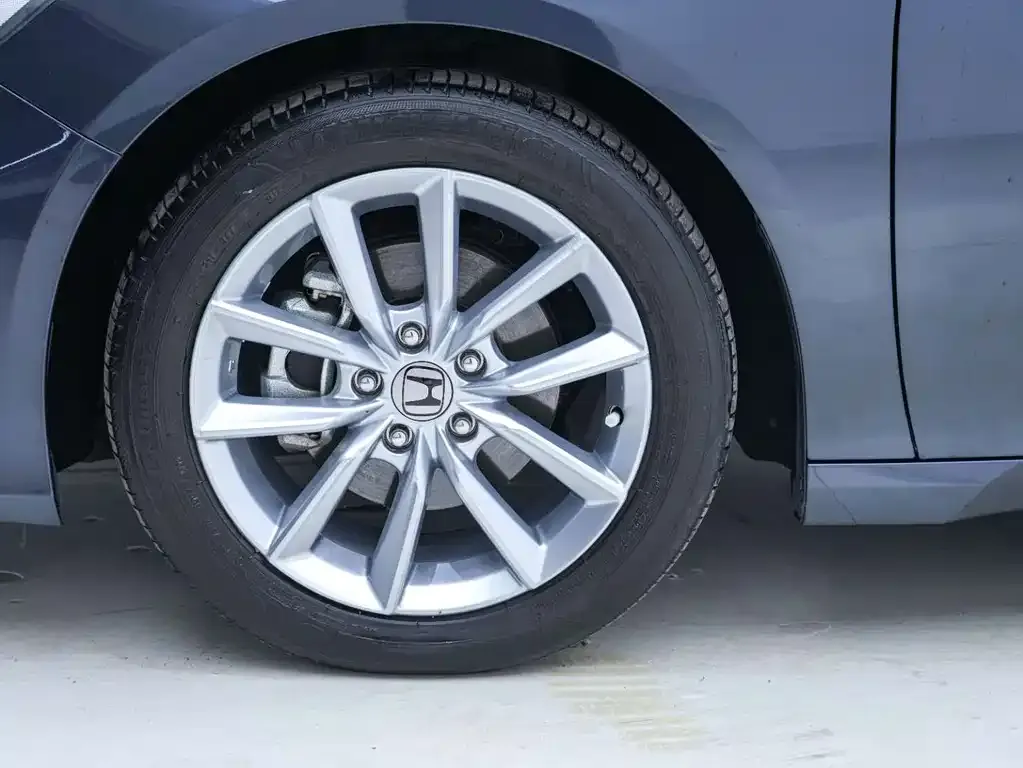 Honda Accord — фото 6