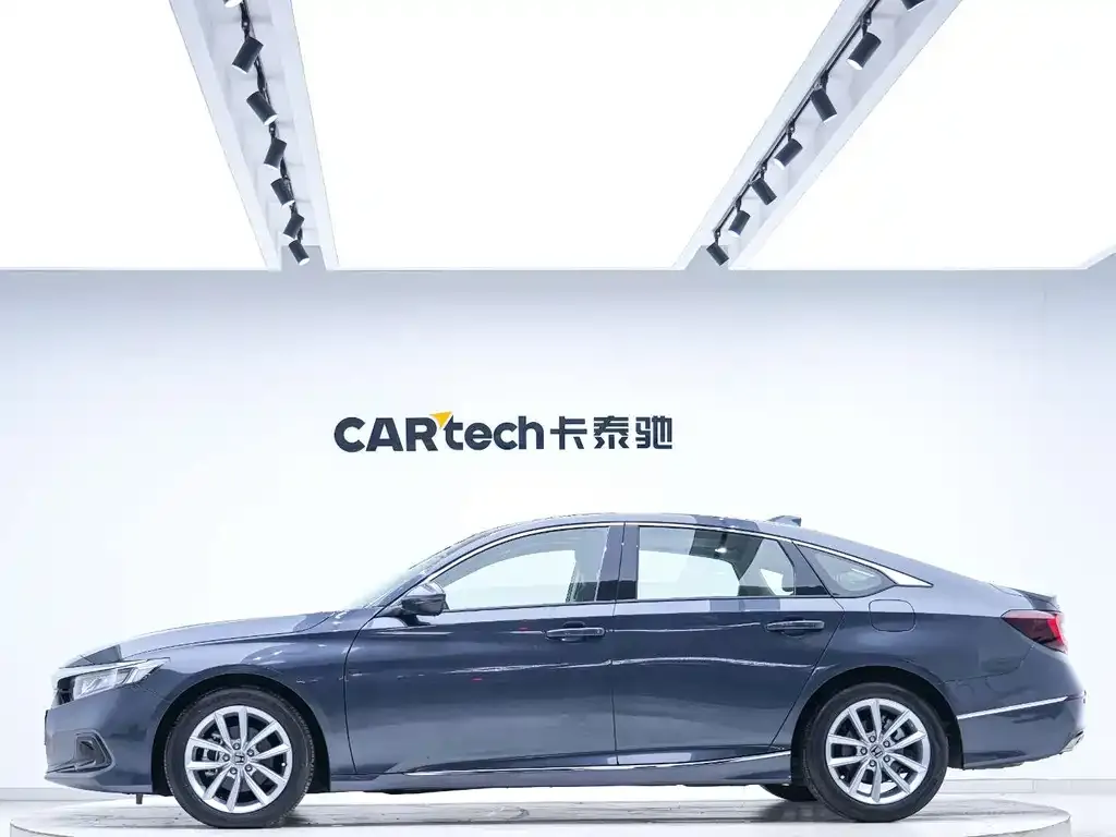 Honda Accord — фото 5