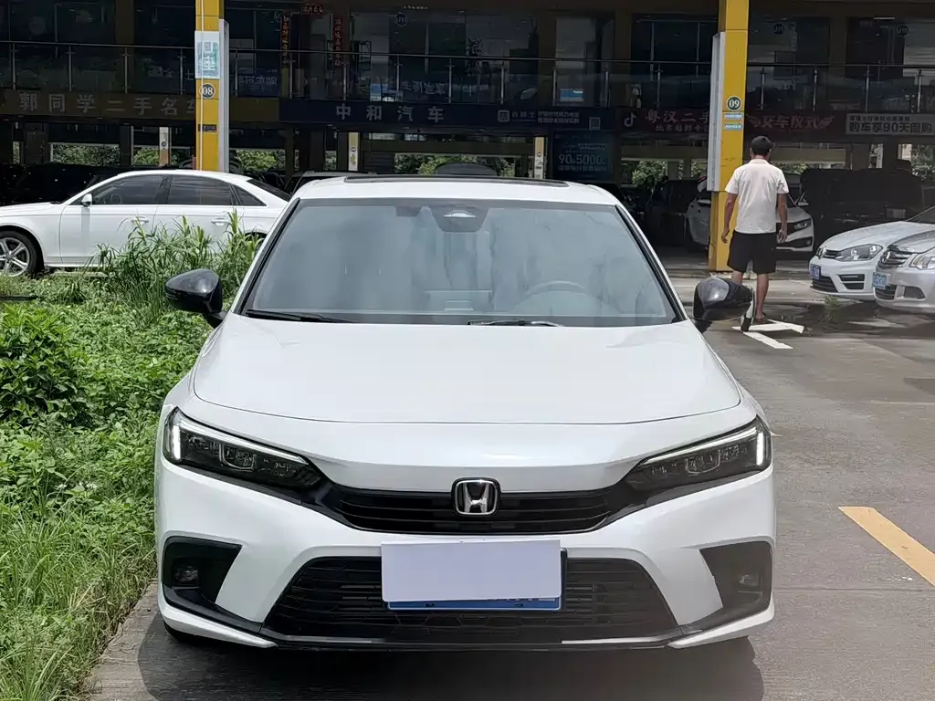 Honda Civic — фото 8