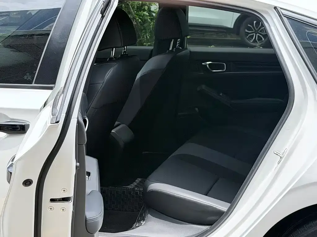 Honda Civic — фото 2