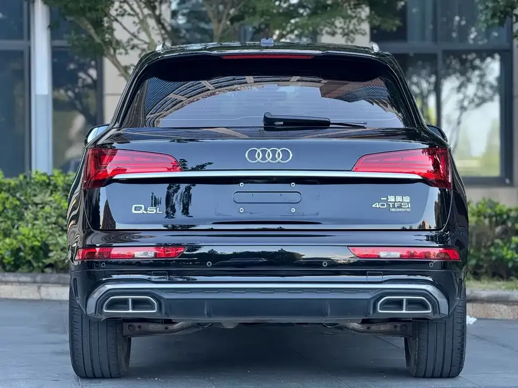 Audi Q5L — фото 2