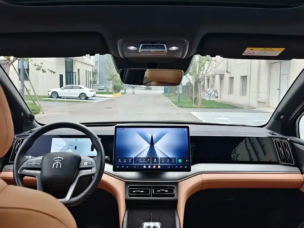 BYD L DM-i — фото 2