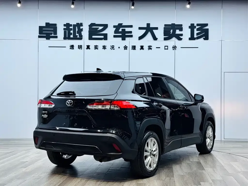Toyota Corolla Cross — фото 3