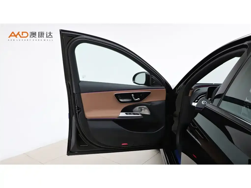 Mercedes-Benz E-Class (Import) — фото 6