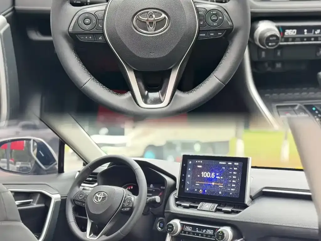 Toyota RAV4 — фото 5