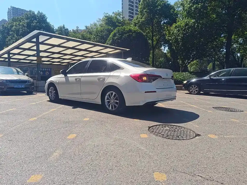 Honda Civic — фото 4