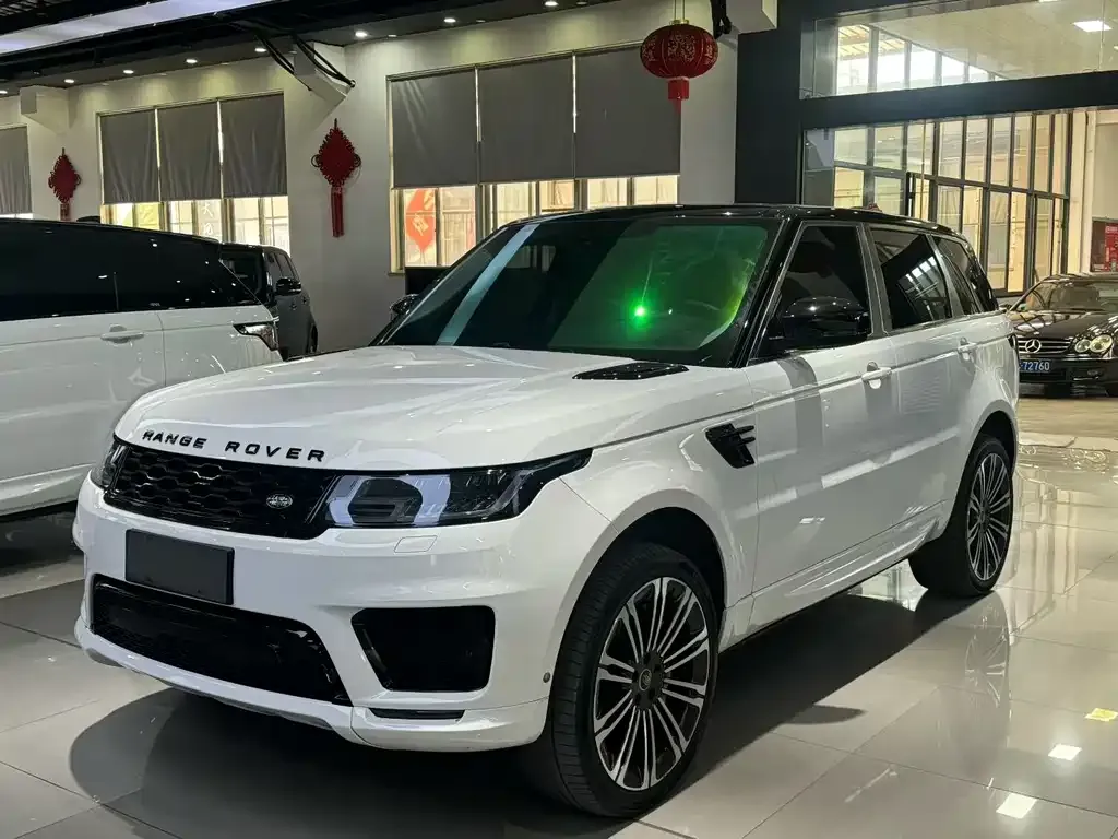 Land Rover Sport — фото 1