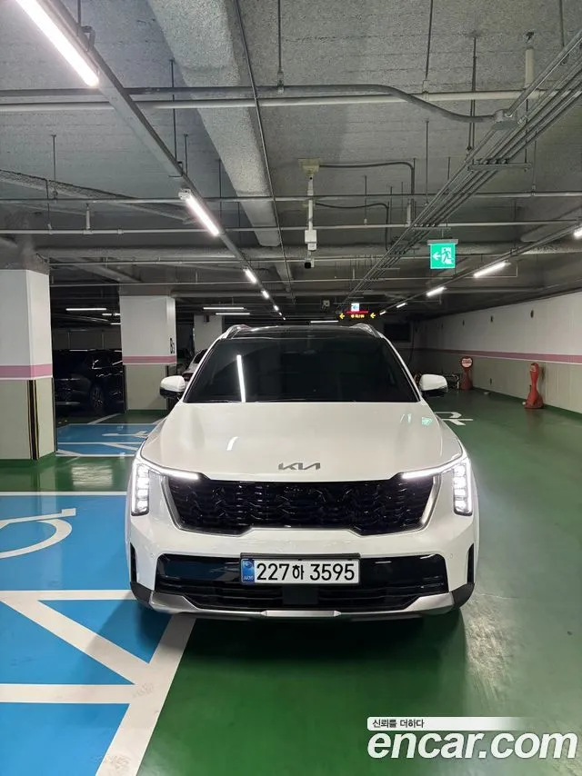 Kia Sorento — фото 1