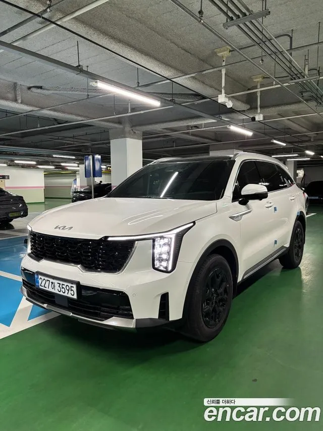 Kia Sorento — фото 9
