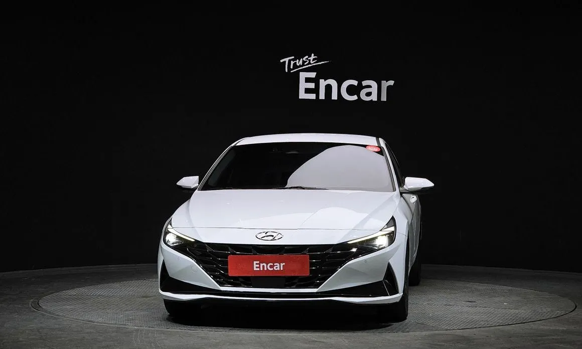 Hyundai AVANTE — фото 3