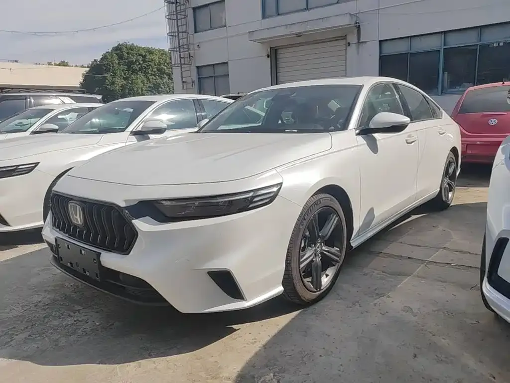 Honda Inspire — фото 1