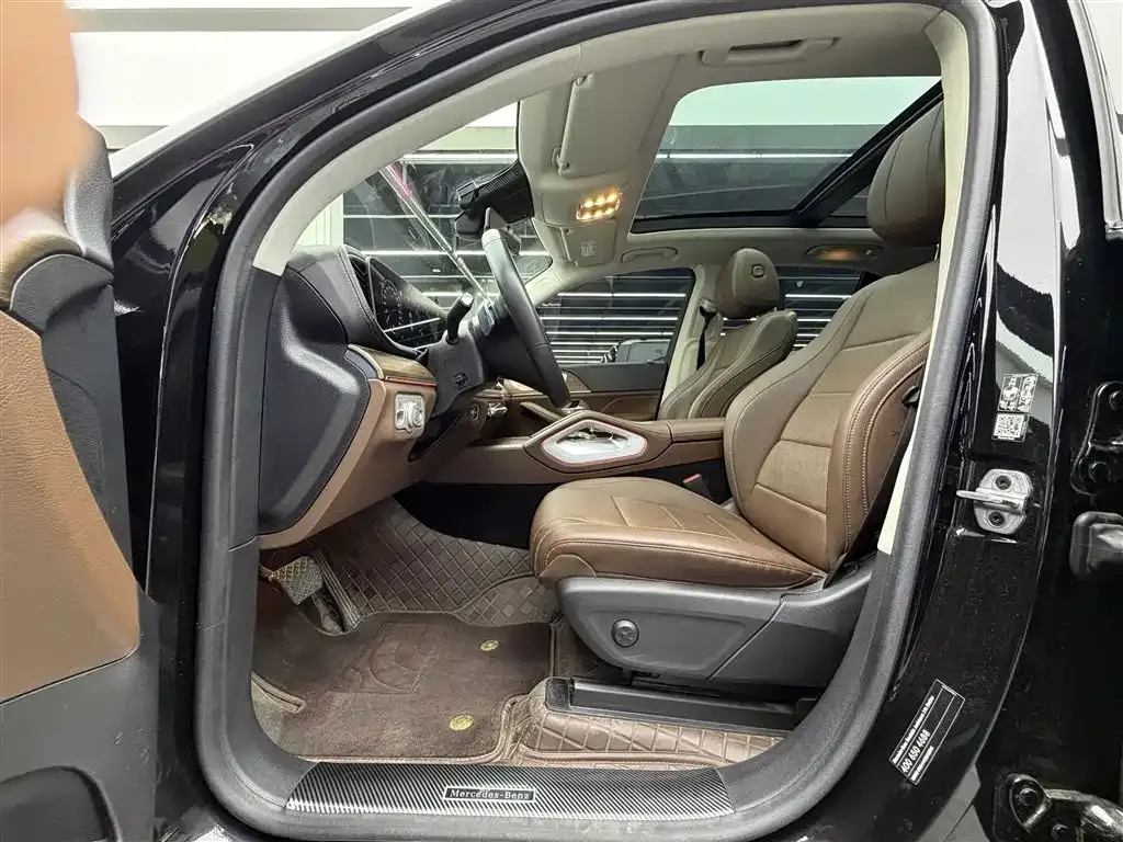 Mercedes-Benz GLE (Import) — фото 8