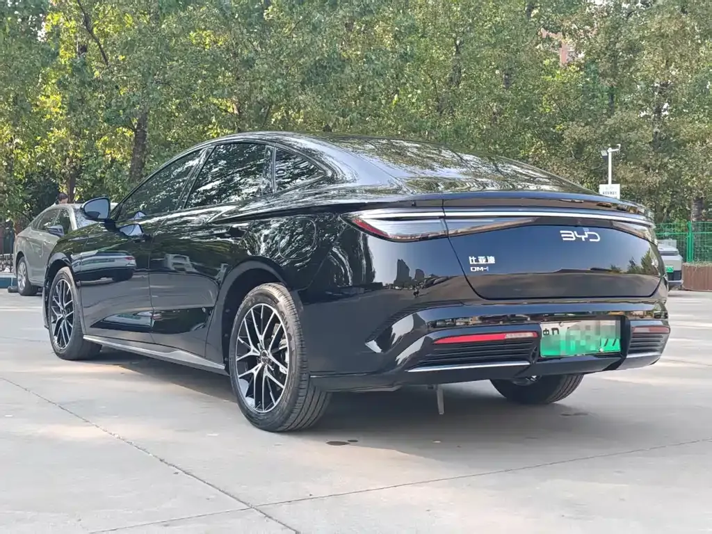 BYD Seal — фото 6