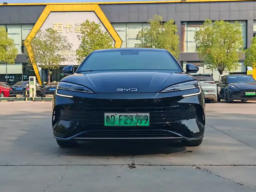 BYD Seal — фото 4