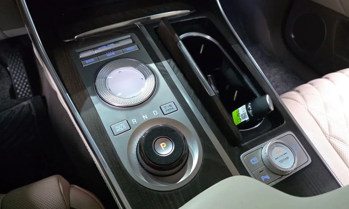 Genesis GV80 — фото 10