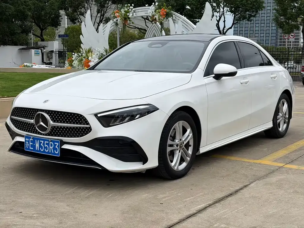 Mercedes-Benz A-Class — фото 1