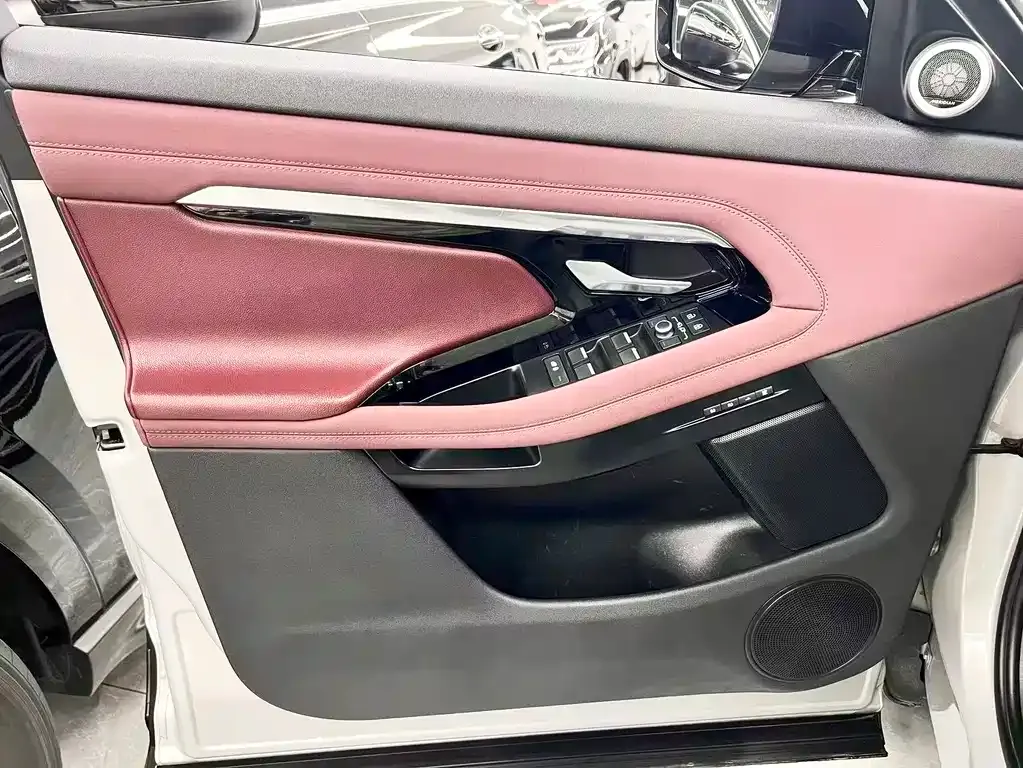 Land Rover Evoque — фото 7