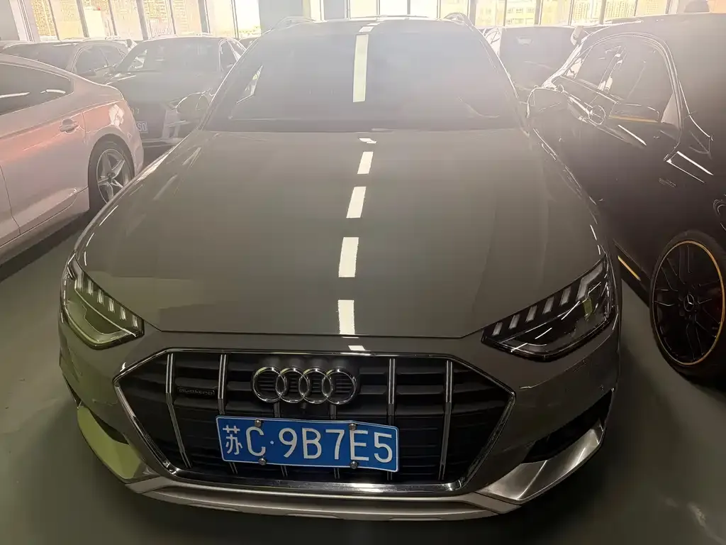 Audi A4 (Import) — фото 4
