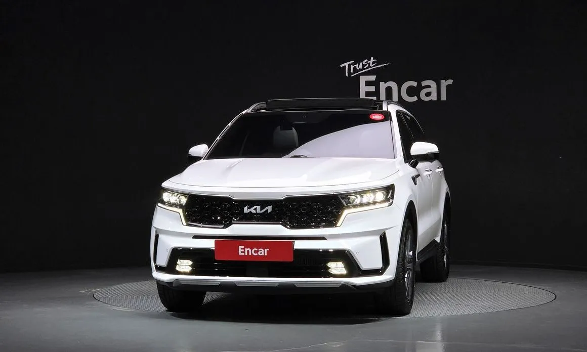 Kia Sorento — фото 5